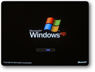 Windows XP 起動時のロゴ画面を非表示に設定